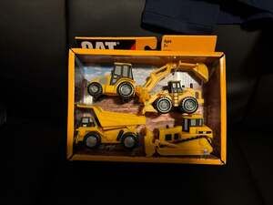 Toy State CAT Mini Machines 4-Pack Construction Vehicle Toy Set